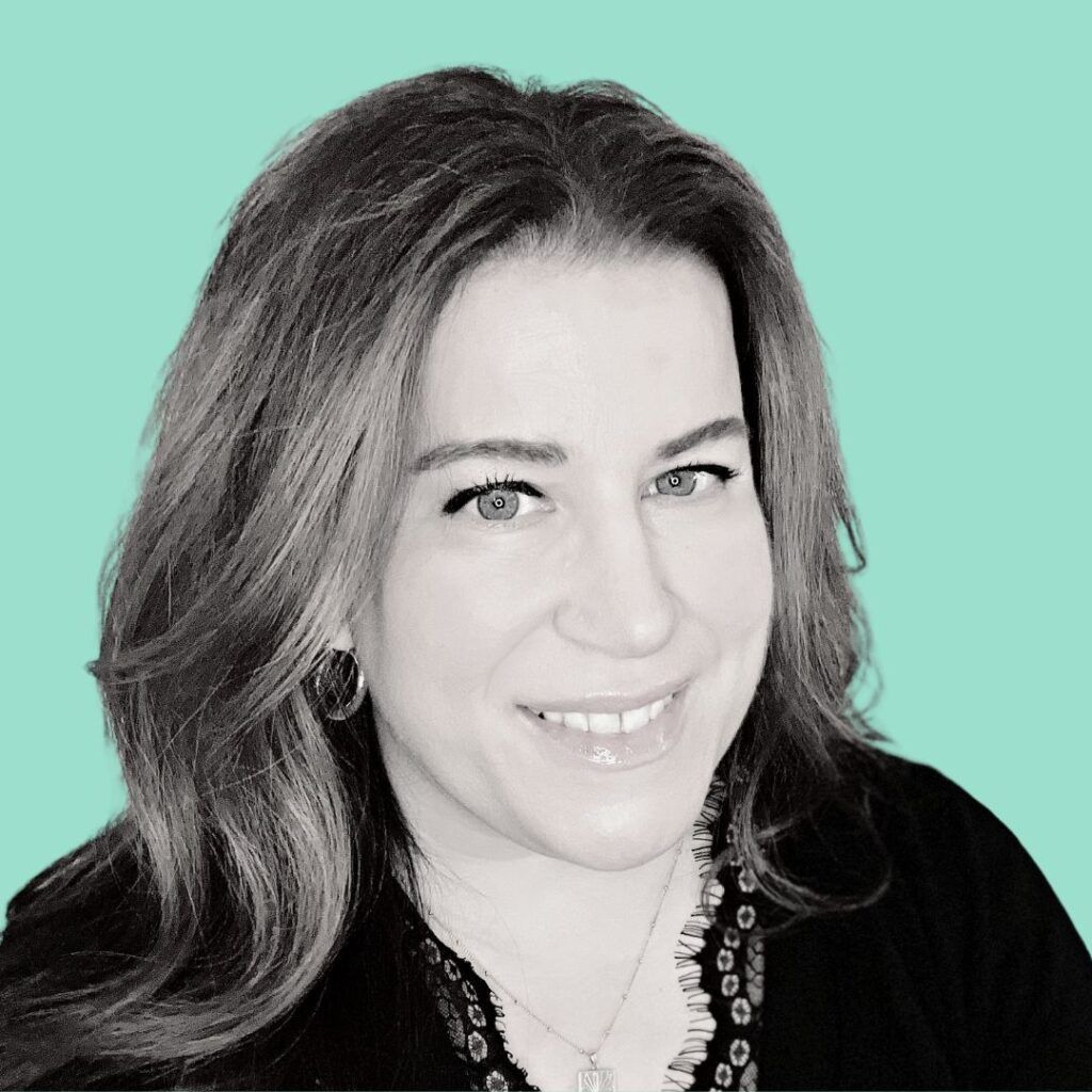 Stephanie Caruso Headshot